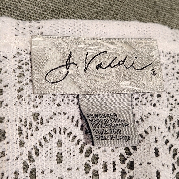 Elegant White Lace Swim Cover-Up - Picture 5 of 8